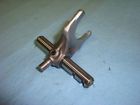88t-18511-00-00 8ab-18531-00-00 Yamaha Snowmobile Reverse Shift Fork Assembly Vmax