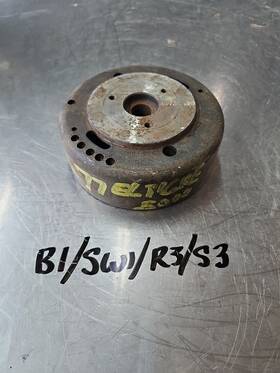 032000-0130 Arctic Cat 032000-0950 1977 77 El Tigre Spirit 5000 Flywheel 032000-0130 Arctic Cat 032000-0950 1977 77 El Tigre Spirit 5000 Flywheel