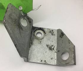 0708-009 Arctic Cat Motor Mount Bracket Left Rear 1998-2000 Zl Zr 500 600 0708-009used 0708-009 Arctic Cat Motor Mount Bracket Left Rear 1998-2000 Zl Zr 500 600 0708-009used