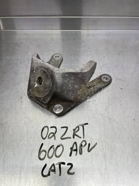 Ft00-ft02 Arctic Cat 0745-131 Left Front Engine Mount Bracket P/n Zrt600