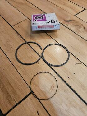3000-647 Arctic Cat Nos Vintage Ext 340 Piston Ring