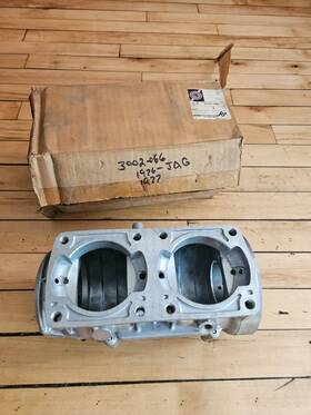 3002-066 Arctic Cat Nos Vintage Crankcase 76-77 Jag