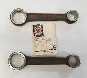 3002-082 Arctic Cat 3002-142 Nos Oem Two Connecting Rods Artic