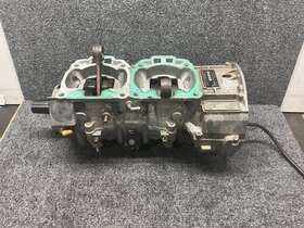 420888286 Arctic Cat 420889082 2002 Ski-doo Mxz 700 Engine Motor Case Cases And Crankshaft