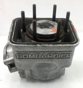 6823872 Bombardier Vintage Snowmobile L/c Cylinder And Piston 71.00mm Bore Used