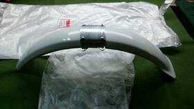 61100-kr8-750za Honda Tlm 220 R Trials Front Fender Nos Oem 88 90 92 93