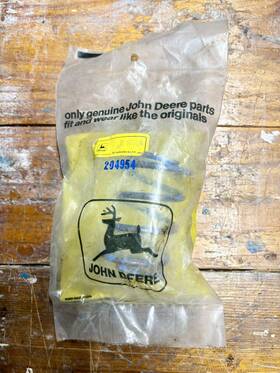 M66024 John Deere Snowmobile Nos 340s Primary Spring