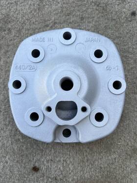11001-3010 Kawasaki 440 Snowmobile Liquid Cooled Engine Cylinder Head Good Used