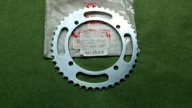 42041-1525 Kawasaki Kx65 Optional Sprocket 44 Tooth Nos Oem