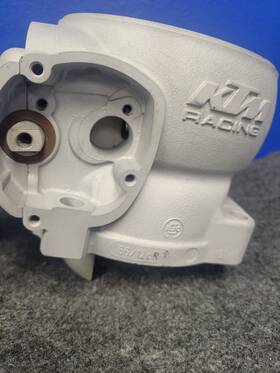 54837001100r Ktm 250 Sx/exc Cylinder Head 2000-2005 Re-plated With Brand New Vertex Piston
