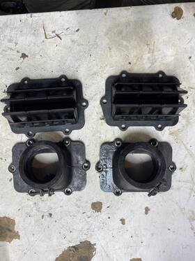 V3122-873b-2 Moto Tassinari Ski-doo 600 800 Ho 800r Mxz Rev Xp Adrenaline Vforce-3 Reeds Intake Carb Boots