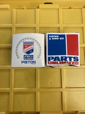 09756 Parts Unlimited 09757/09756 Right And Left Pistons Rotax Sleds Std Bore