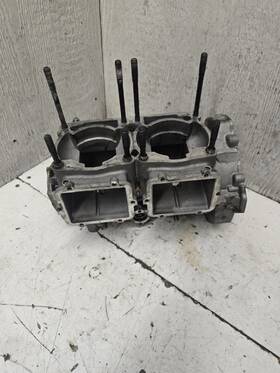 2204205 Polaris Cfi 600 Crank Case Rmk Widetrak Xc