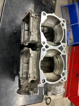 2204902 Polaris Good Used Switchback Rush Pro Cfi Assault 800 Engine Crankcase Cases