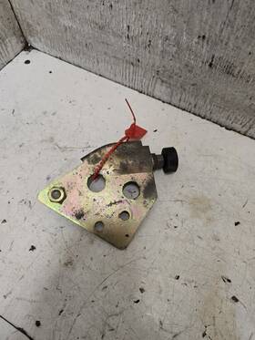 2520259 Polaris 02 Xc 600 Edge Motor Torque Stop Plate