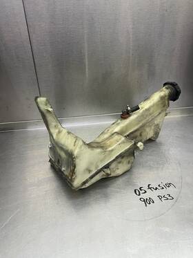 2520649 Polaris 2005 05 Only Oem Iq Rmk 900 700 Fusion Oil Tank
