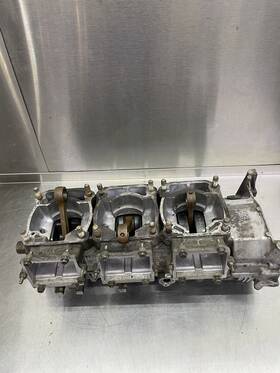 3084537 Polaris 93 1993 Storm 750 Crank Shaft Crankshaft Engine Case Lower Bottom End