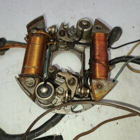 1217032195 Ski-doo 0217032195 1969 399 Snowmobile Olympic Points Ignition Stator Bosch