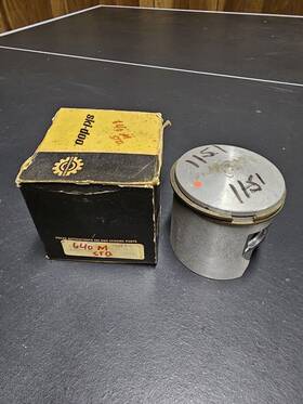 4021151 Ski-doo Elko Piston 1971 Nordic Valmont Alpine 640 76mm 1793 Nos