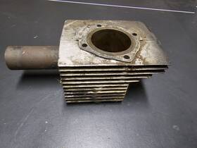 4022354 Ski-doo Vintage 1971 Tnt 435 440 Cylinder Jug Magneto