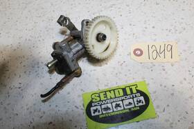 Ski-doo 420887340 134 1997 Ski-doo Formula Z Oil Pump