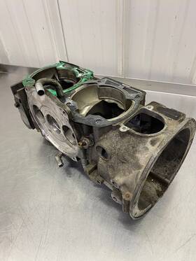 420887516 Ski-doo 96 97 98 Skidoo 670 Engine Motor Case Cases Mxz Summit Housing Good