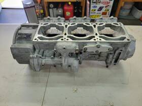 420888022 Ski-doo 1998 Mach 1 Crankcase With Mag Housing And Water Pump Cover 420888022 Ski-doo 1998 Mach 1 Crankcase With Mag Housing And Water Pump Cover