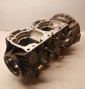 420889086 Ski-doo Crankcase 2003 Only Non Ho 800 Mxz Mx Z Skidoo Crank Case Rotax 2a5o1