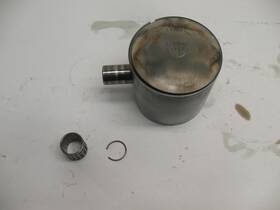 420995836 Ski-doo 1995 Skidoo Summit 583 Piston 76mm 420995836 Ski-doo 1995 Skidoo Summit 583 Piston 76mm