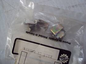 513030700 Ski-doo 7 Vintage Nos Oem Lock Tabs 513030700 Ski-doo 7 Vintage Nos Oem Lock Tabs