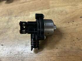 519000281 Ski-doo Xrs Etec # 4 Oil Pump 600 Mxz Xp Renegade Gsx 2009 800 Gtx 12 Summit