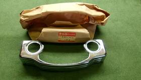 51871-49101 Suzuki Gs 1000 750 Steering Stem Cover Nos Oem 51871-49101 Suzuki Gs 1000 750 Steering Stem Cover Nos Oem