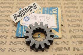 826-17231-00 Yamaha Snowmobile El433 Ew433 Ew643 Gp433 Sw433 Third 3rd Wheel Gear Nos Oem