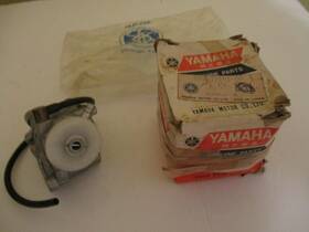 Yamaha 867-13101-00 Rare Nos 1974 Snowmobile Sm292f Oil Pump