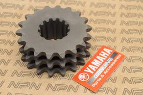878-17682-80 Yamaha Snowmobile Ec540 Ex340 Ex440 Ex570 Ph480 Drive Chain Sprocket 18t Nos Oem 878-17682-80 Yamaha Snowmobile Ec540 Ex340 Ex440 Ex570 Ph480 Drive Chain Sprocket 18t Nos Oem