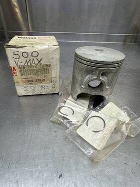 8ab-11631-01-90 Yamaha 8ab-11631-00-94 Nos Piston Std Bore Vx500 Superceeded By