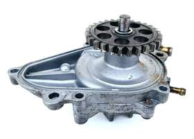 8es-12420-02-00 Yamaha Water Pump Oem 2007 Vector Gt Snowmobile