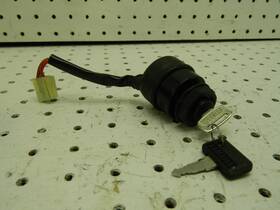 8fa-82510-01-00 Yamaha 2005 Vector Rage Venture Igniton Switch Key