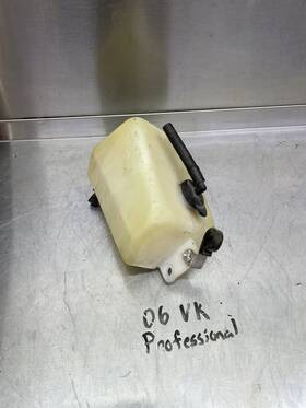 8fn-21871-00-00 Yamaha 2008 06 Rs Viking Professional Antifreeze Coolant Bottle Tank Reservoir