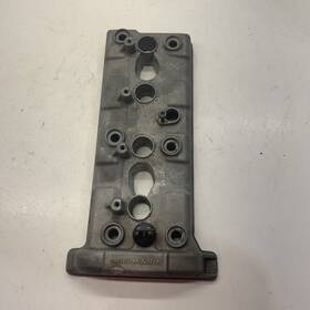8fp-11191-00-00 Yamaha Cover Cylinder Head 1 - 2007 Apex