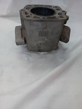 8g9-11311-01-00 Yamaha 1980 Srx 440 Cylinder #8g9-11311