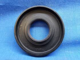 93103-32060-00 Yamaha 93103-32060. Oem Crank Seal. Fits Sl292 71 Gp292 72-74 Gp300 76