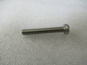 98580-06040 Yamaha Genuine Nos Screw Pan Head