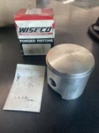 1974-80 Cuyuna 440; LR440/2-9; 1972-73 R650/2 Wiseco Piston Kit. Fixed Price $86.71.