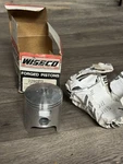 Yamaha 340 Et C, D, E, F Wiseco Piston 2292P2. Fixed Price $67.99.