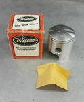 1970-1976 Ski Doo 440 Fan-cooled Right Side Wiseco Piston .010 Over 2147P1. Fixed Price $31.42.