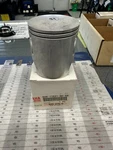 Nos Oem Yamaha Piston Std 1994-1996 Vmax 500 8AB-11631-00-94 8AB-11631-01-90. Fixed Price $29.99.