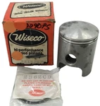 Yamaha 1971-1978 338CC Twin Snowmobile Engine Std Piston Wiseco Brand 2212PS. Fixed Price $76.99.